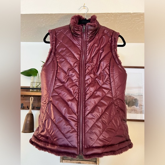 Reversible - Faux Fur / Leather Vest - Picture 3 of 4